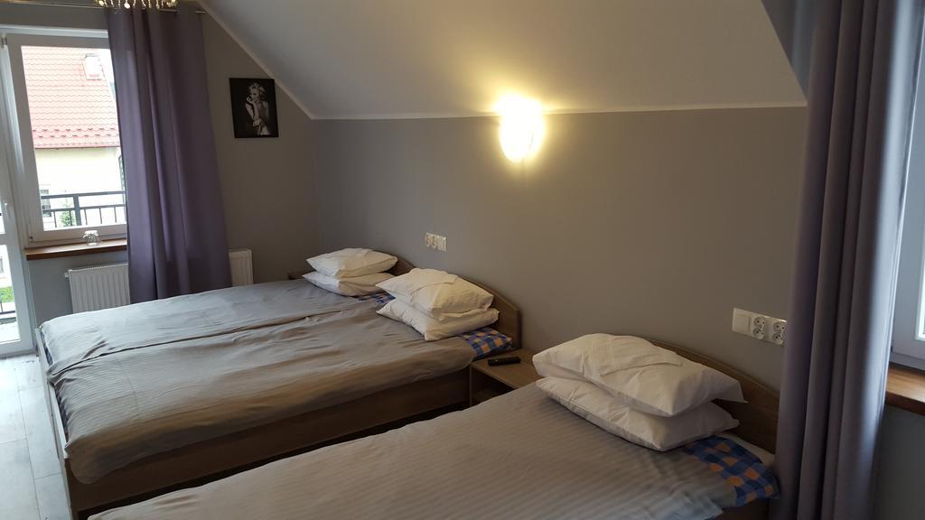 Villa Terra Pruszcz Gdanski ภายนอก รูปภาพ